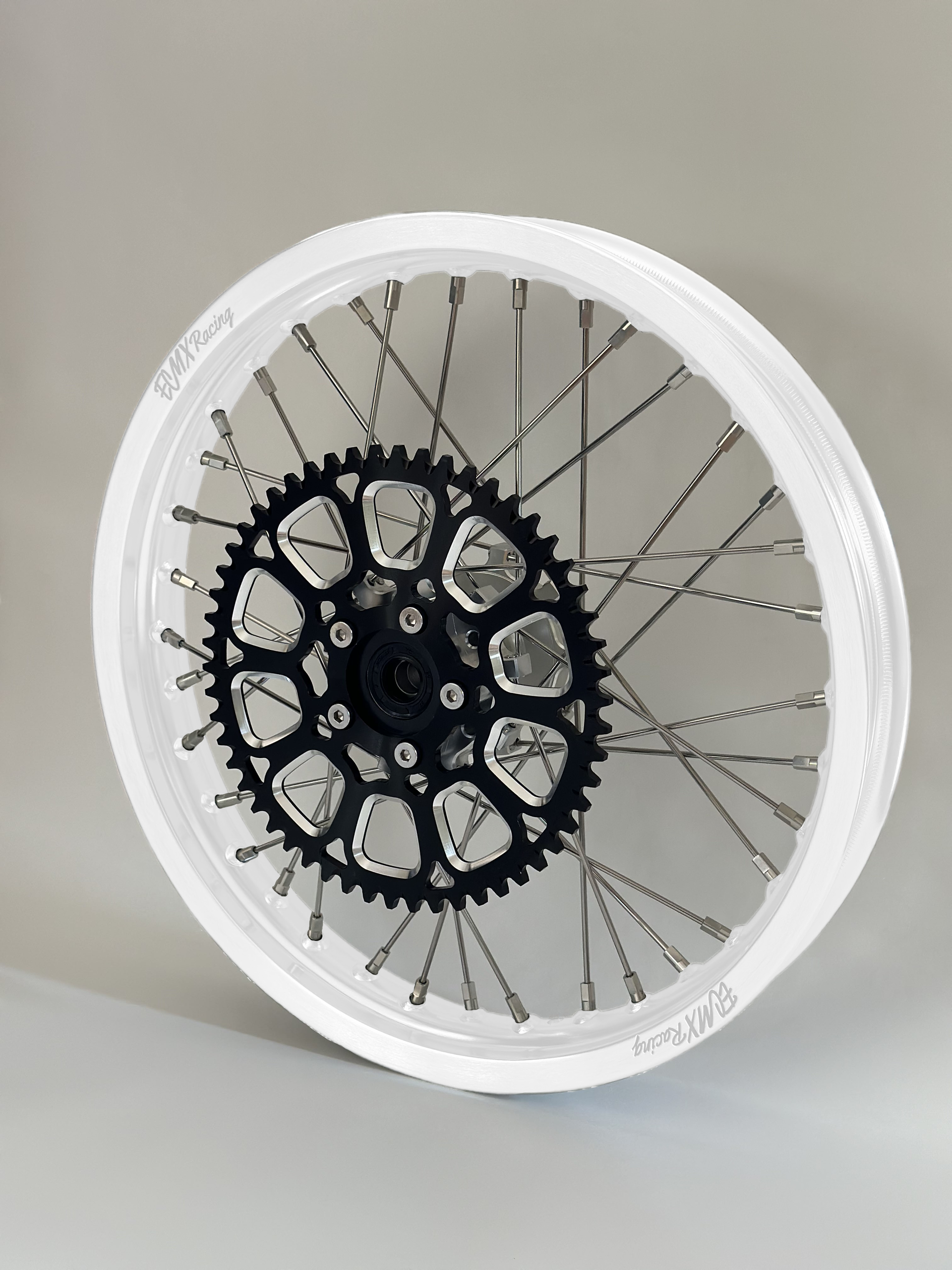 wheel_color_change_white.png?v